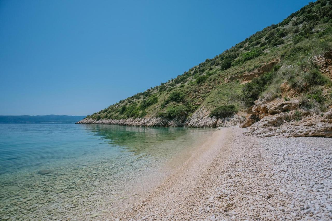 Hidden Gem By Nono Ban - Robinson Style Villa Bol Dış mekan fotoğraf