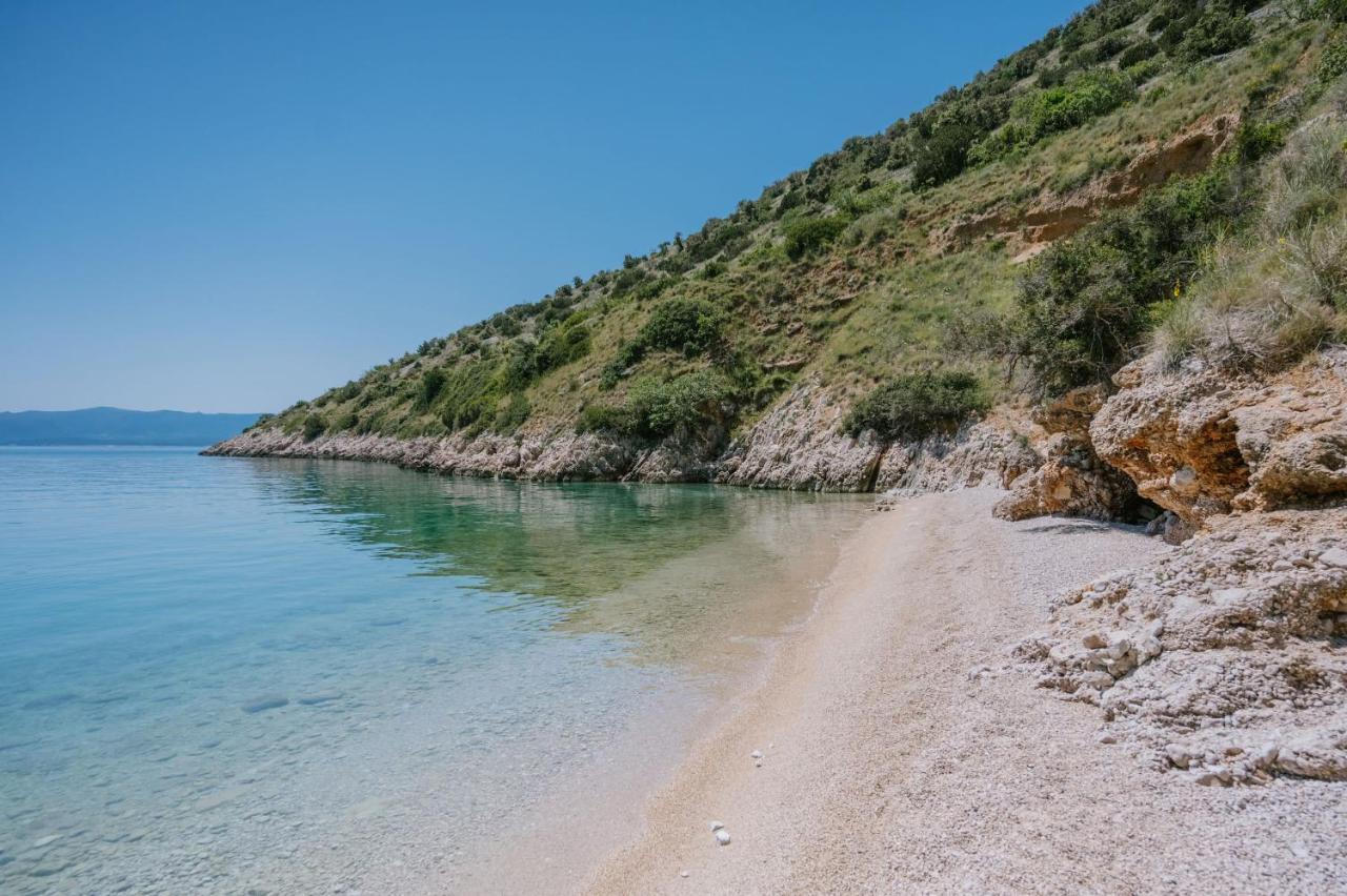 Hidden Gem By Nono Ban - Robinson Style Villa Bol Dış mekan fotoğraf